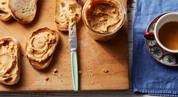 Spread the love with some homemade peanut butter
