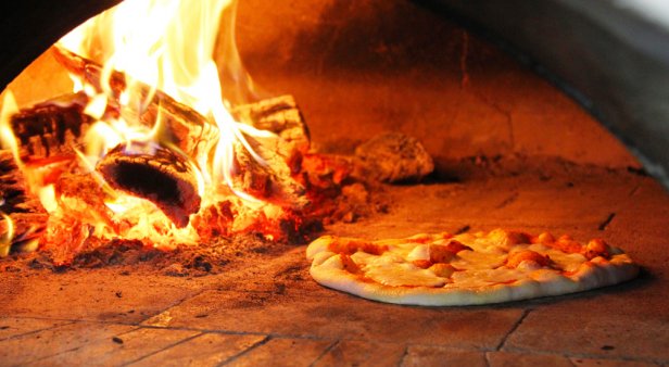 Woodfired pizzas and rock &#8216;n&#8217; roll combine at Caxton Street&#8217;s Enzo &amp; Sons