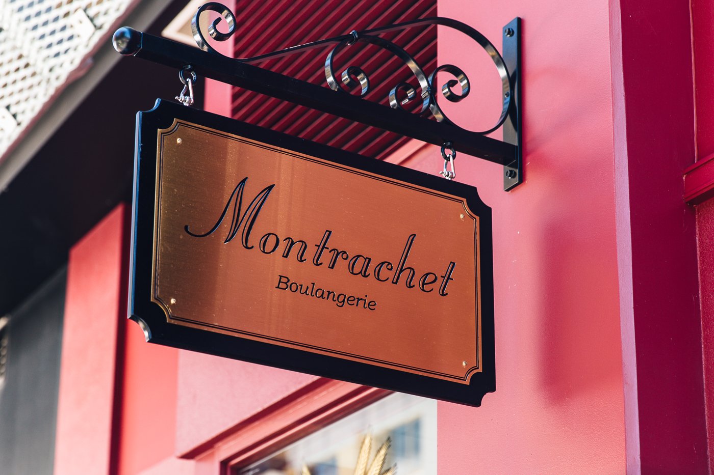 Montrachet&#8217;s Champagne Laneway