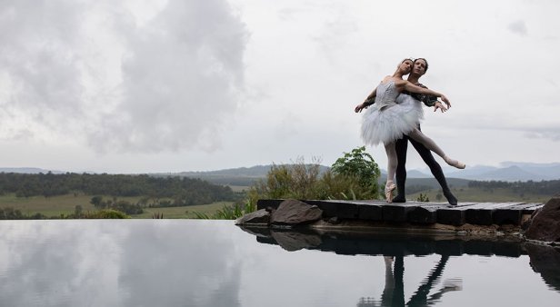 Demi-pliés meet degustation – Spicers Retreats pairs with Queensland Ballet for an Australian-first