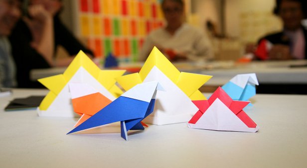 Flying origami