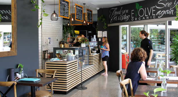 Market Organics and Evolve Organic Cafe open a nutritional hub in Newmarket