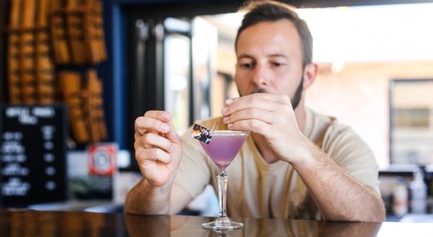 Ink Gin makers Husk Distillers opens its cellar door, cocktail bar and cafe in Tumbulgum