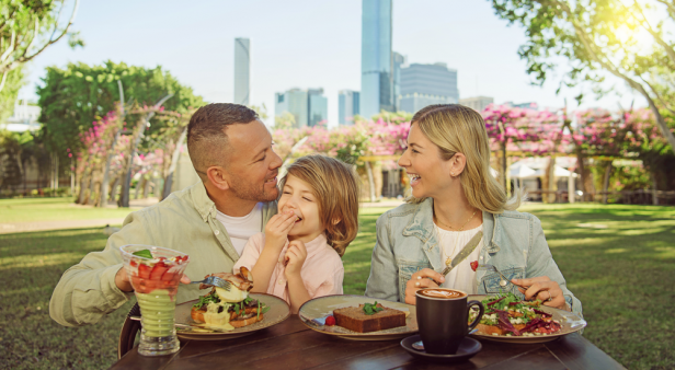 Cheers to South Bank – eat, drink and picnic to your heart&#8217;s content at the riverside precinct