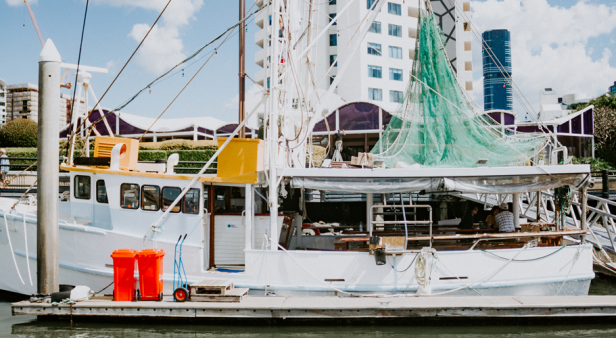 Drop anchor at The Prawnster – Kangaroo Point&#8217;s new floating seafood restaurant