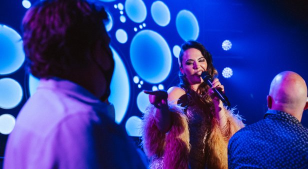 Champagne-soaked cabaret Blanc de Blanc Encore is returning to Brisbane for a delightfully decadent season