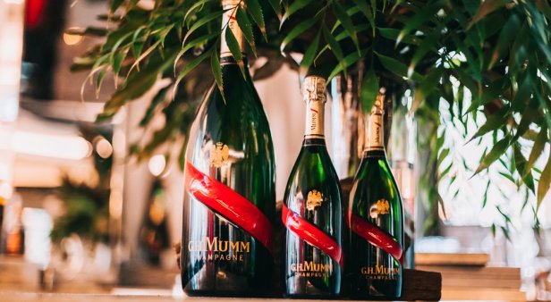 Emporium Hotel x Mumm Champagne Ski Chalet