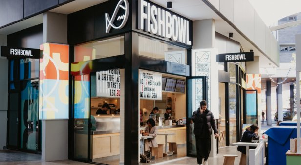 Sydney-born FISHBOWL makes its Queensland debut with its new Gasworks Plaza salad bar