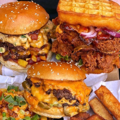 Hashtag Burgers &#038; Waffles