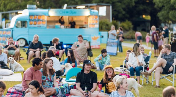 Outdoor Cinema in the Suburbs &#8211; Easter Movie Night